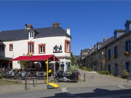 Place Ducrest de Villeneuve